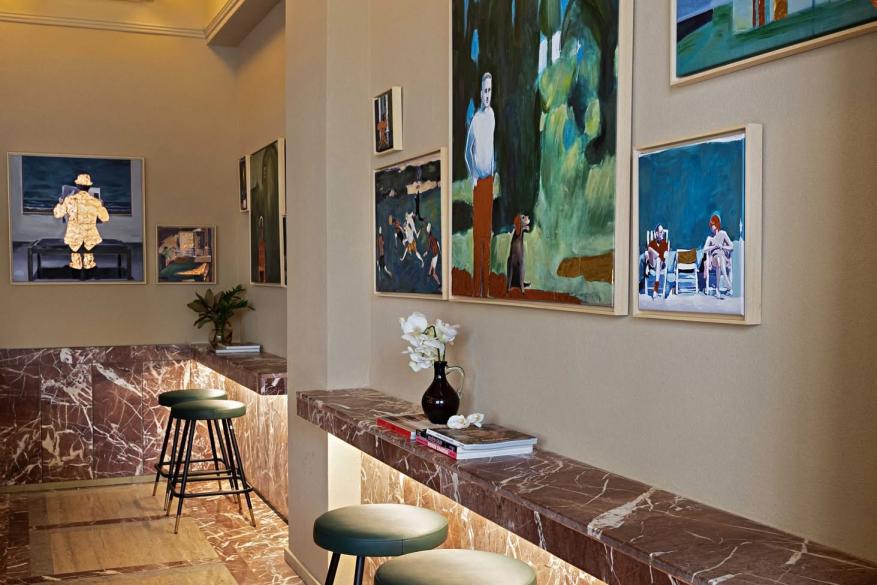 Πίνακες μικτής τεχνικής με κορνίζα Marais cafe bar Θεσσαλονίκη